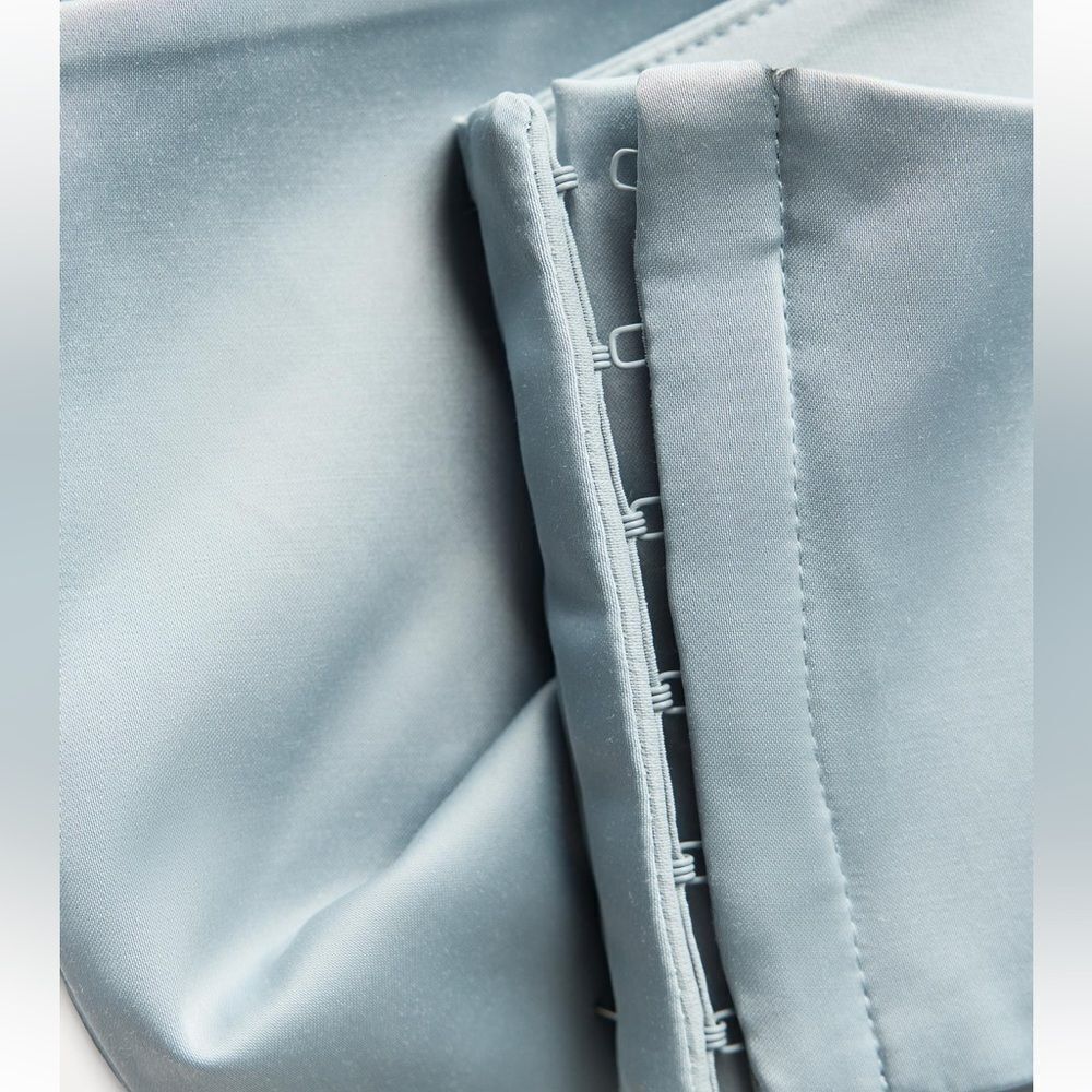 Zara satin effect bow crop top - Picture 7 of 8